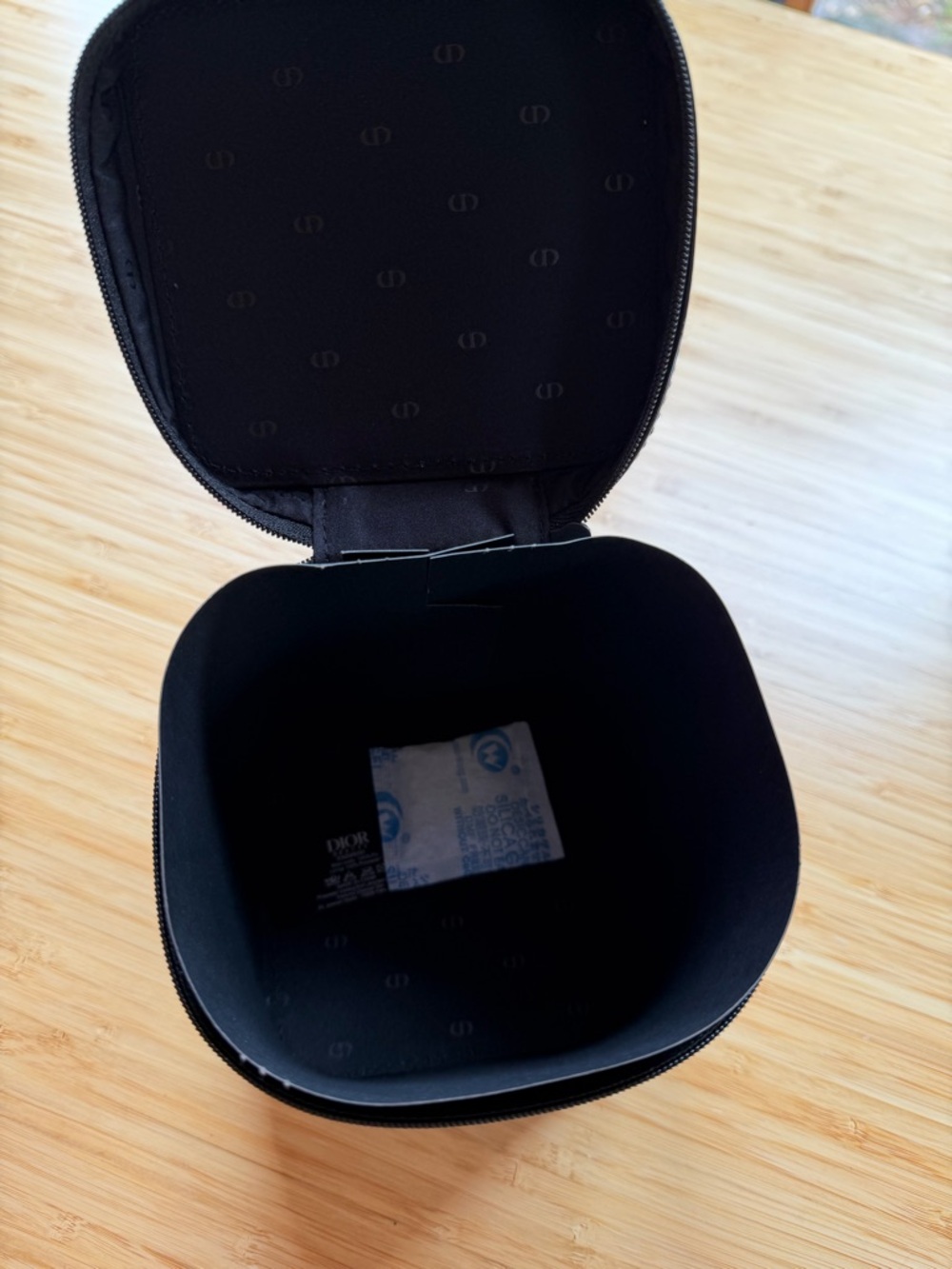 Dior Black Patent Vanity Case Makeup Bag with Top Handle - Picture 3 of 5